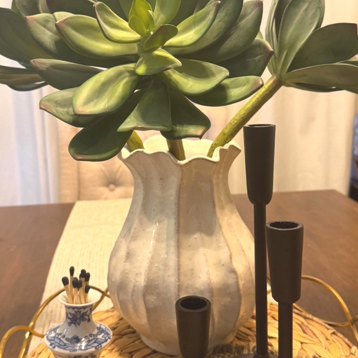 Rustic Pleated Ceramic Vase - Elegant Artisanal Stone Flower Vase for Modern Home Decor