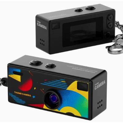 Vintage Thumb Camera: Snap Retro Memories Anytime, Anywhere!